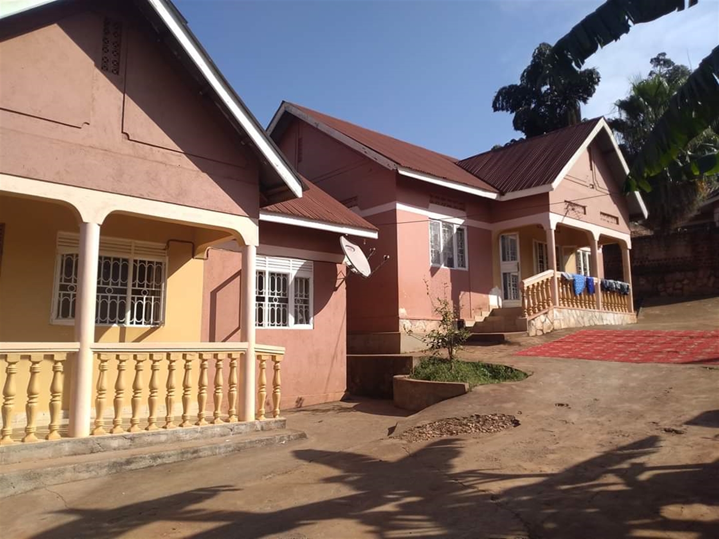 Town House for sale in Busaabala Wakiso