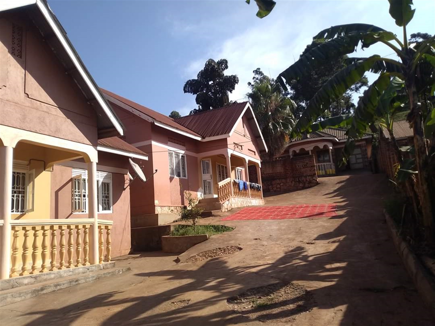 Town House for sale in Busaabala Wakiso