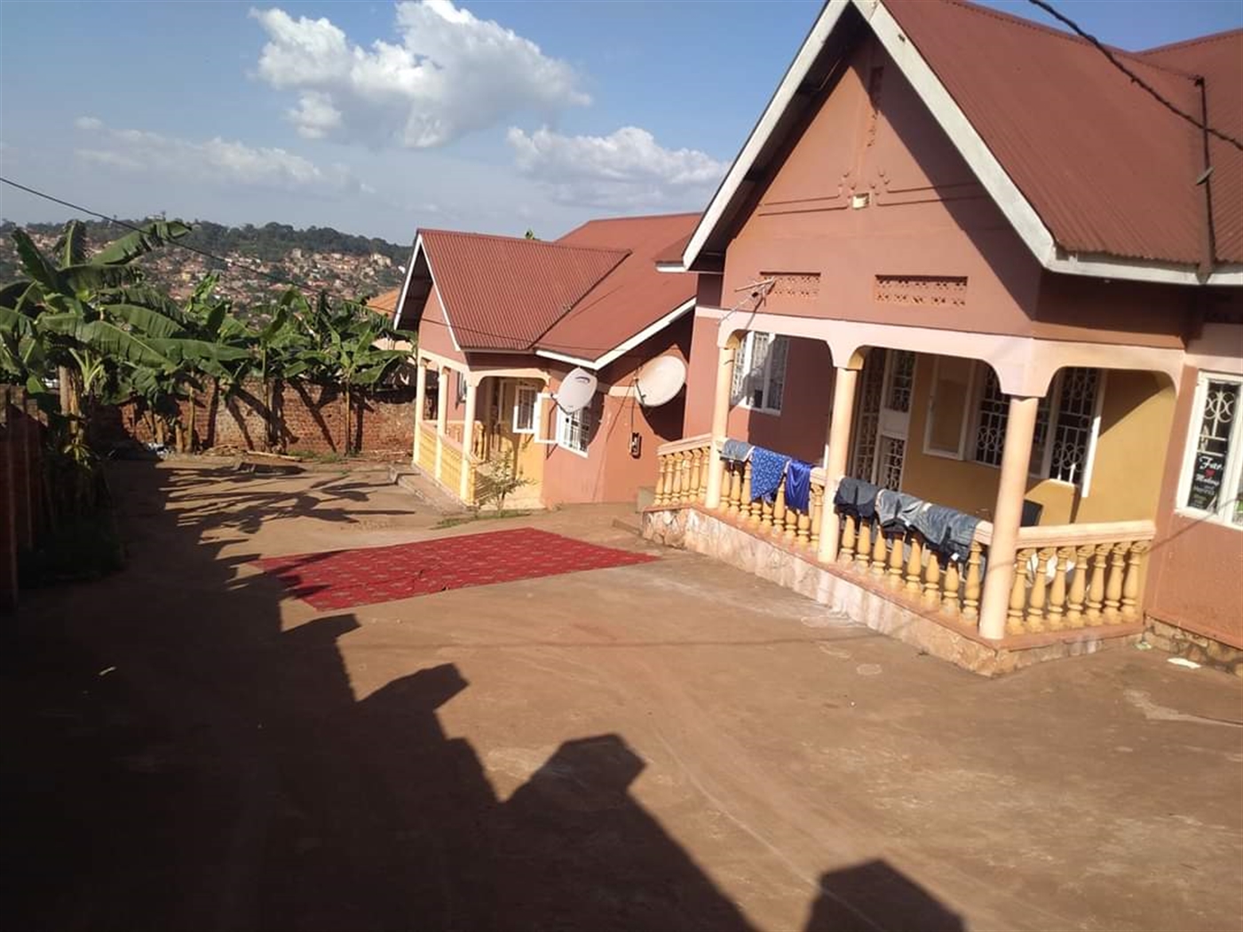 Town House for sale in Busaabala Wakiso