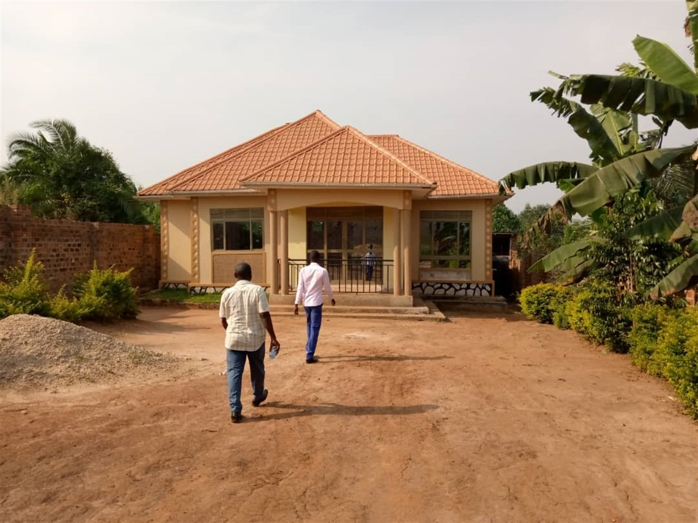 Town House for sale in Wakisotowncenter Wakiso
