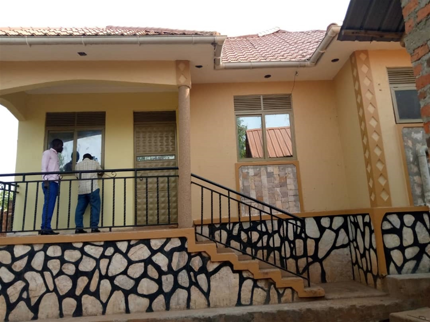 Town House for sale in Wakisotowncenter Wakiso