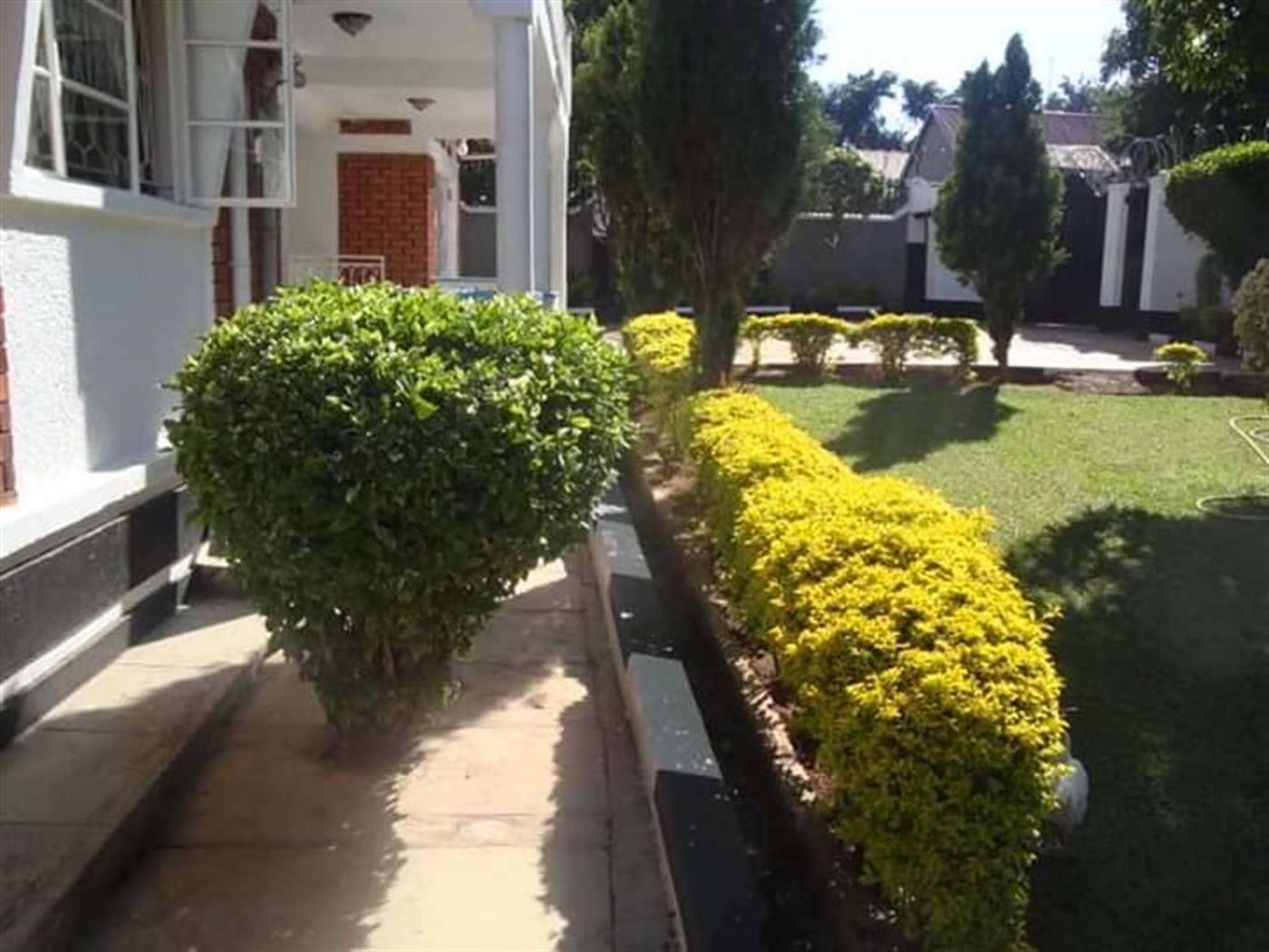 Storeyed house for sale in Kyengela Wakiso