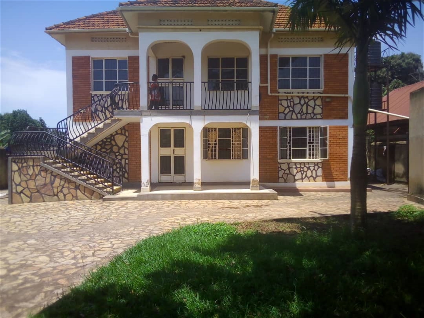 Storeyed house for sale in Kyengela Wakiso