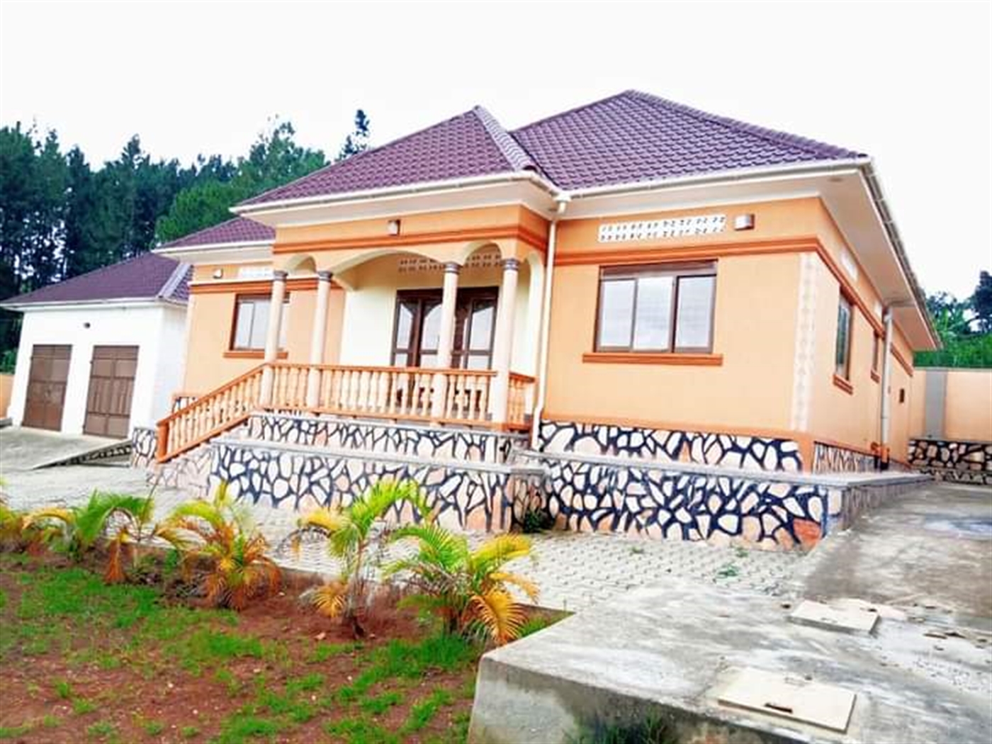 Bungalow for sale in Naalya Wakiso