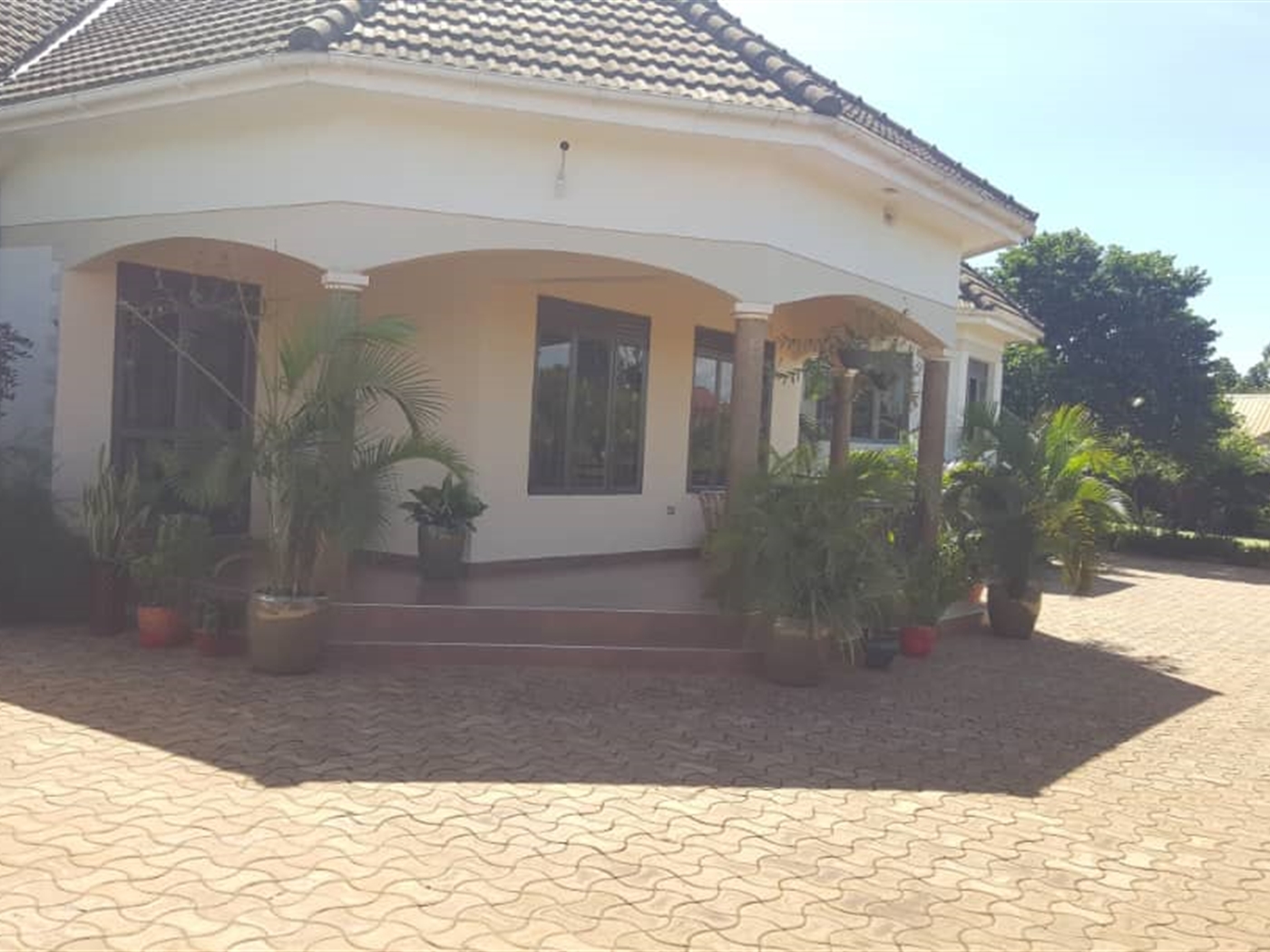 Bungalow for sale in Bweyogerere Wakiso