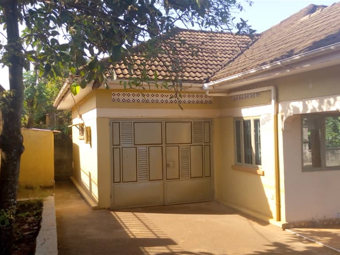 Bungalow for rent in Buziga Wakiso