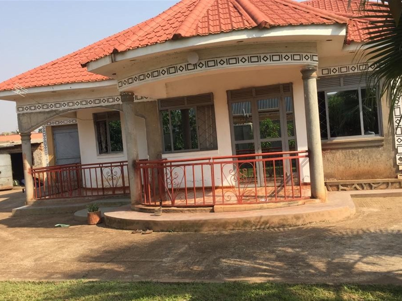 Bungalow for sale in Kulambilo Wakiso