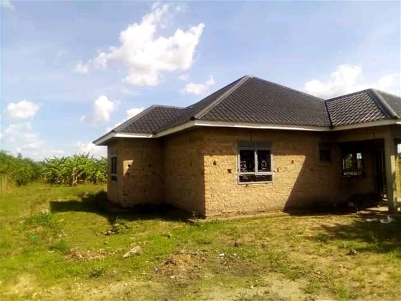 Bungalow for sale in Kikyuusa Luweero