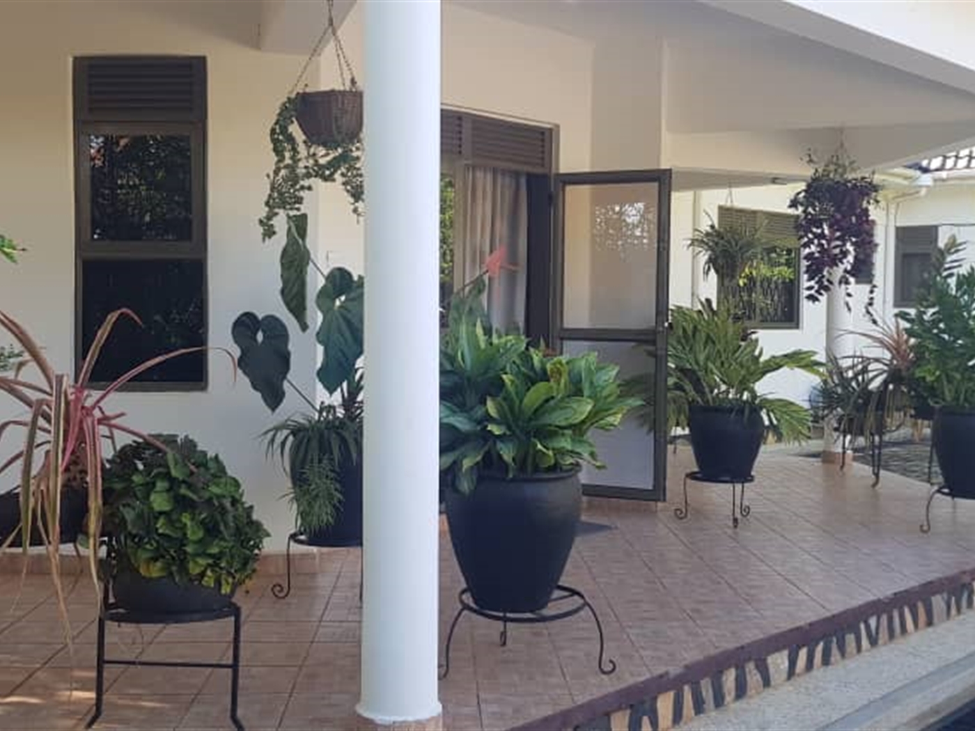 Mansion for sale in Entebbe Wakiso