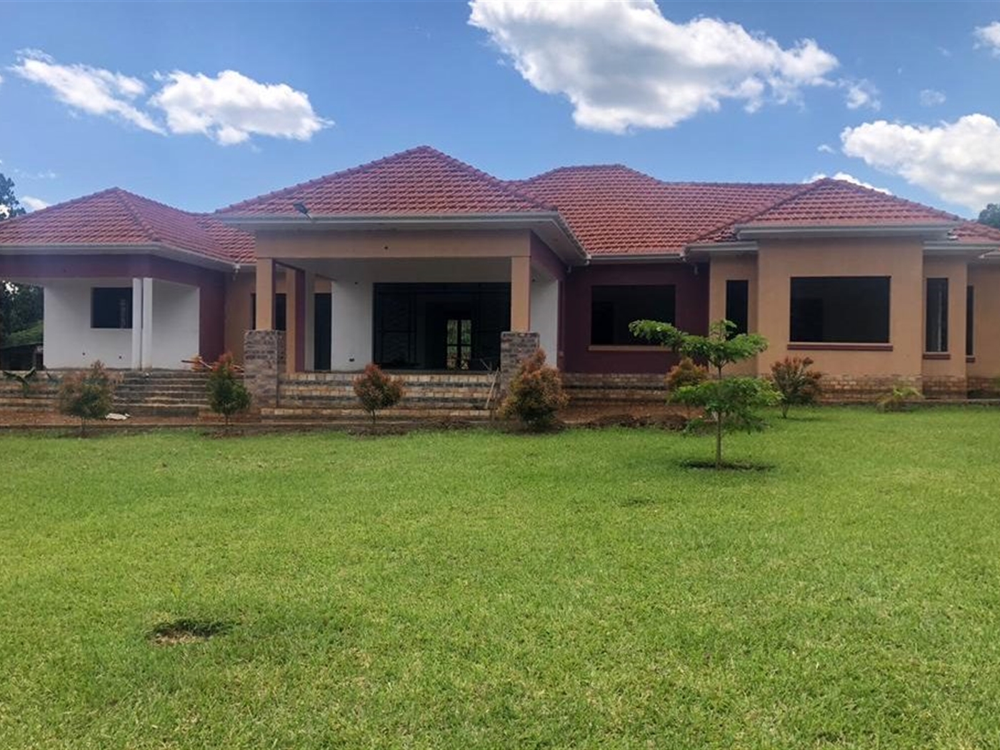 Bungalow for sale in Kiwenda Wakiso