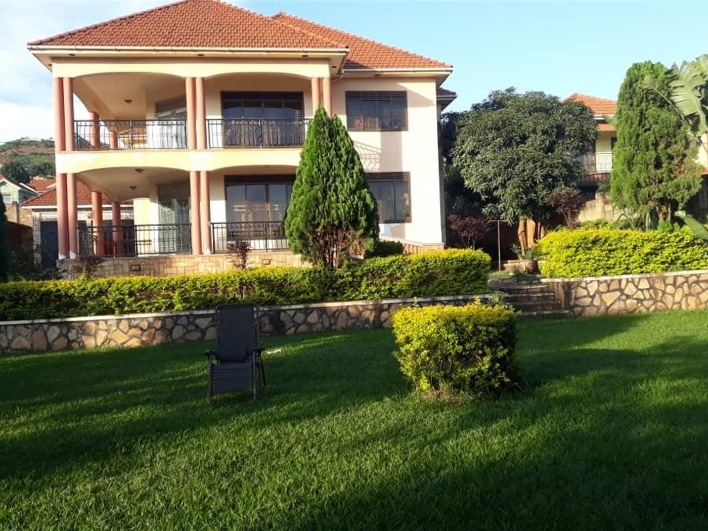 Storeyed house for sale in Lubowa Wakiso