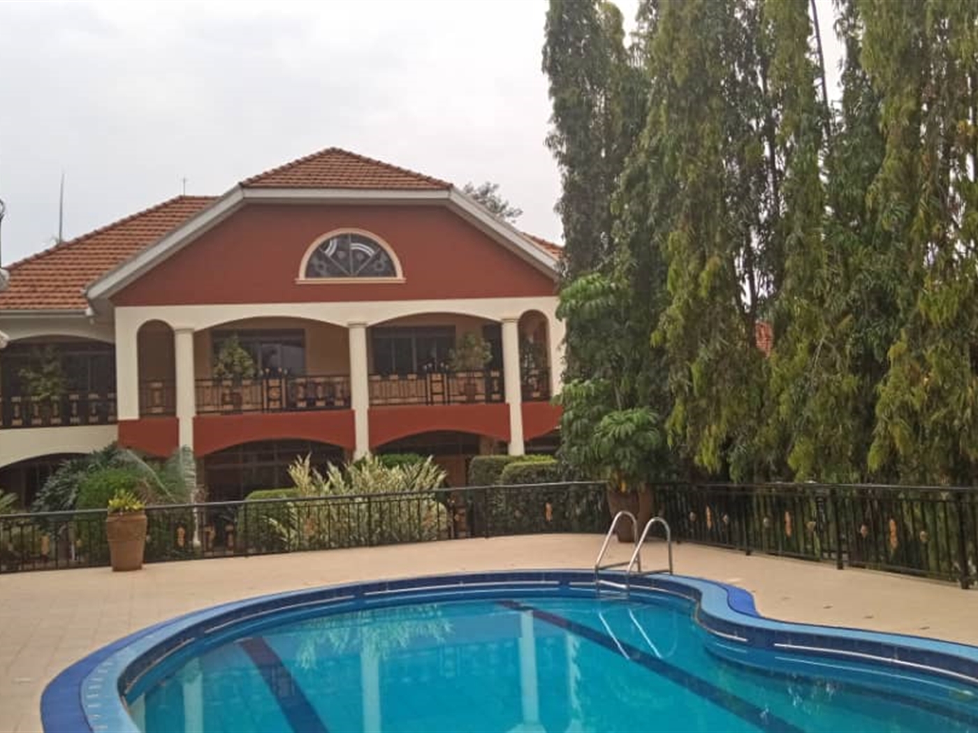Mansion for sale in Mukonocenter Mukono