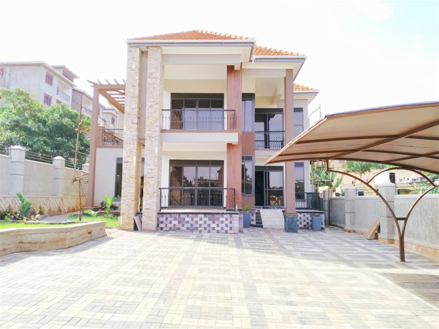 Mansion for sale in Kyanja Wakiso