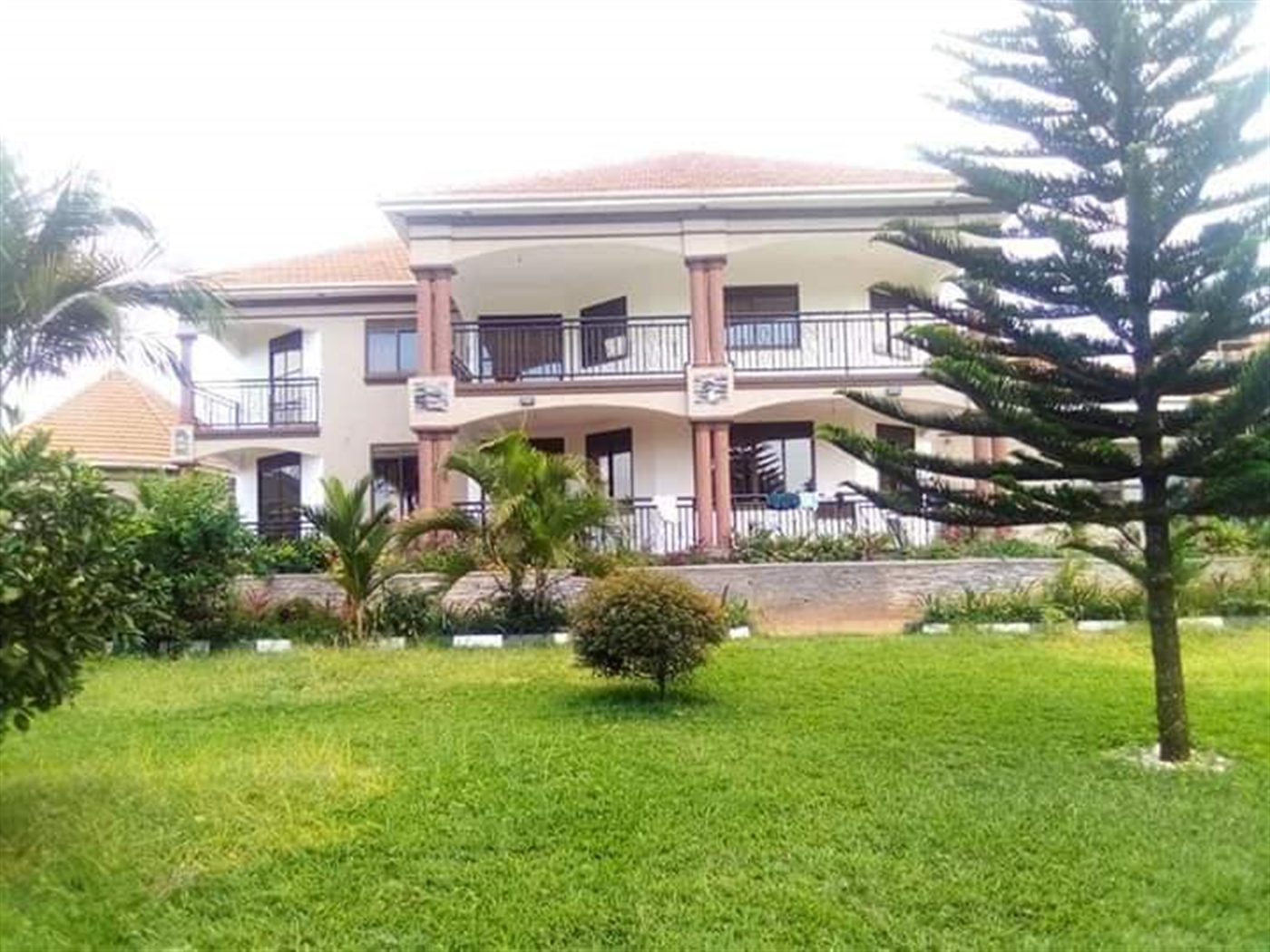 Storeyed house for sale in Gayaza Wakiso