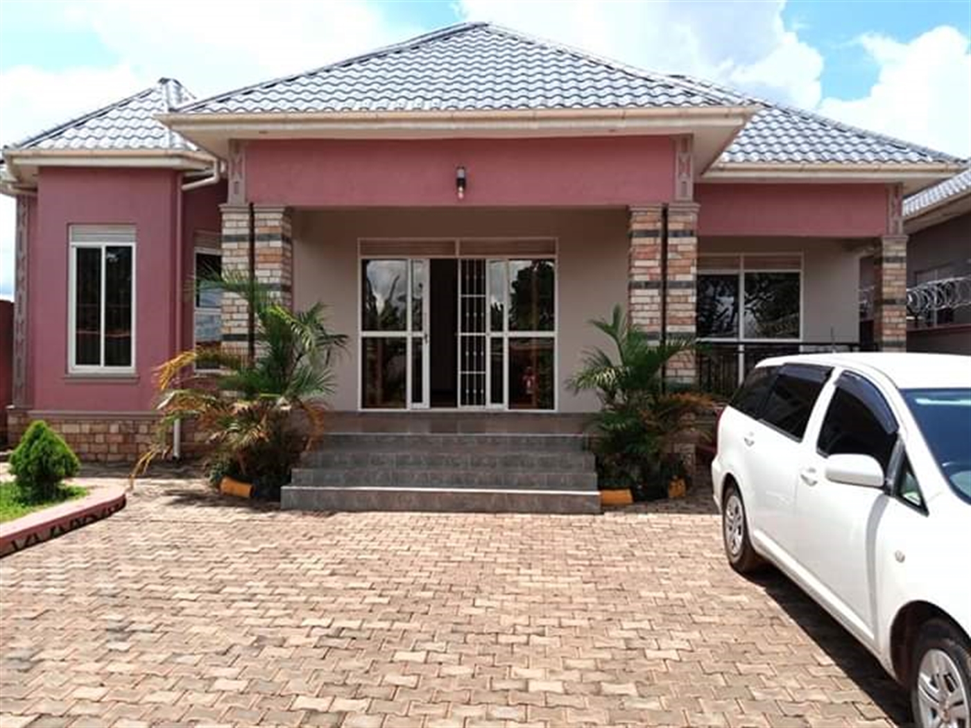 Bungalow for sale in Kira Wakiso