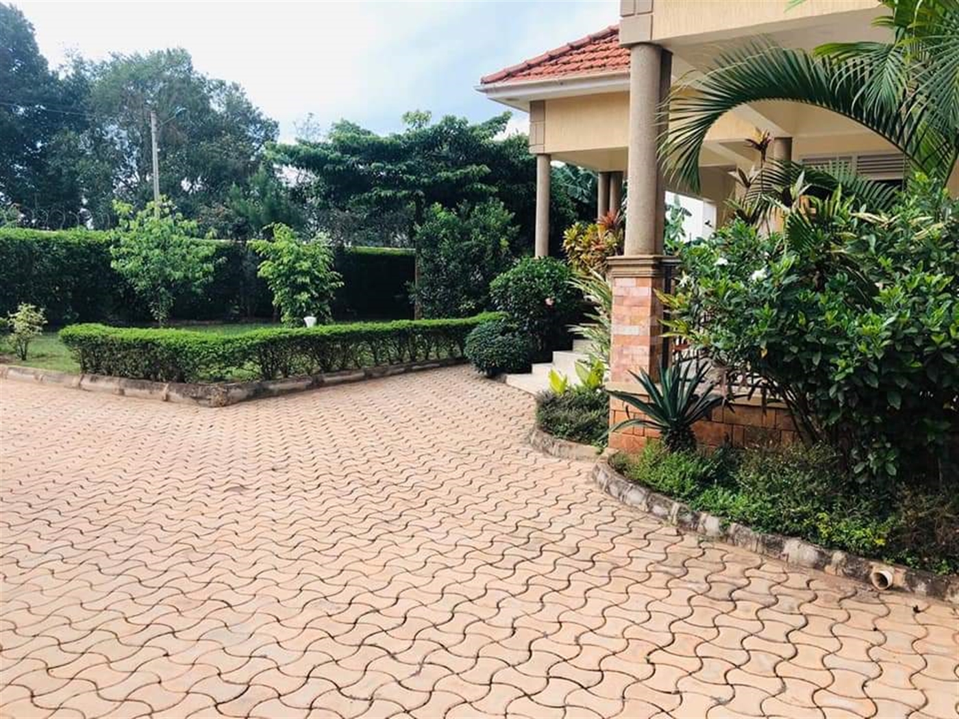 Bungalow for sale in Kiwaatule Wakiso