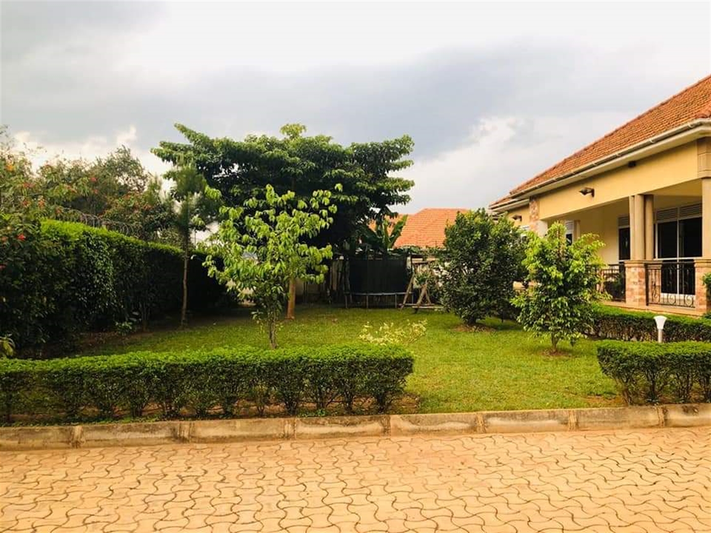 Bungalow for sale in Kiwaatule Wakiso