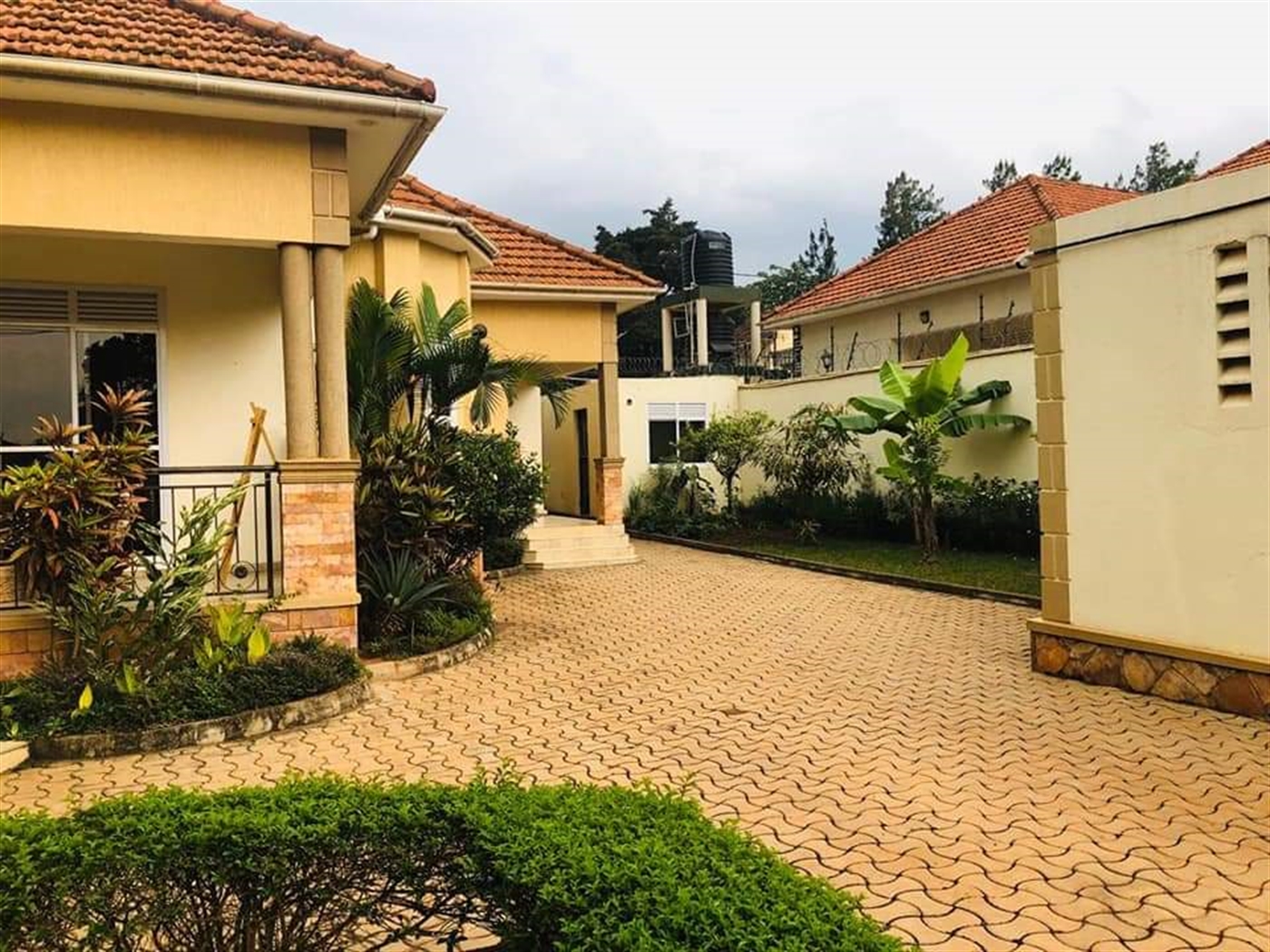 Bungalow for sale in Kiwaatule Wakiso