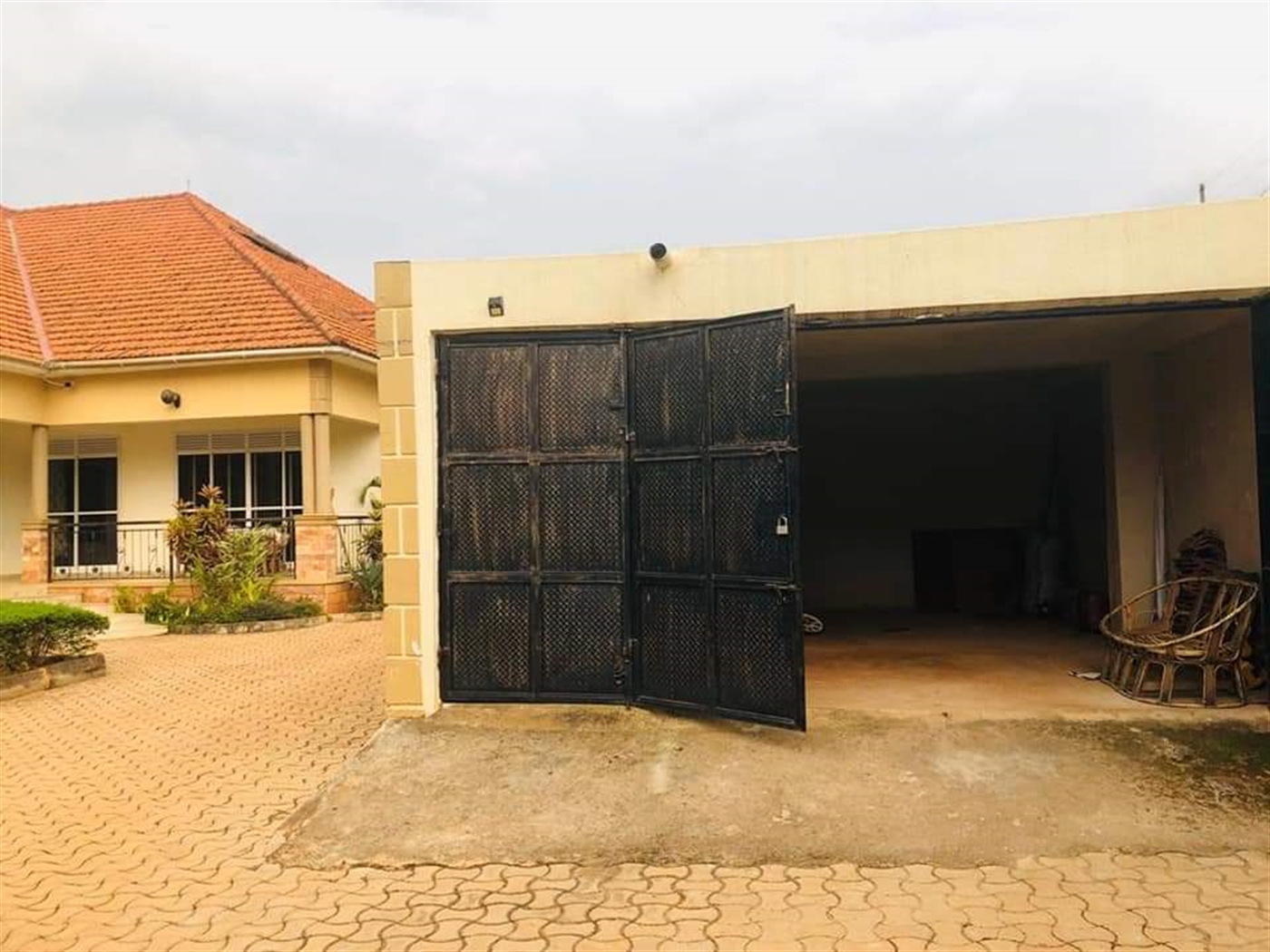 Bungalow for sale in Kiwaatule Wakiso