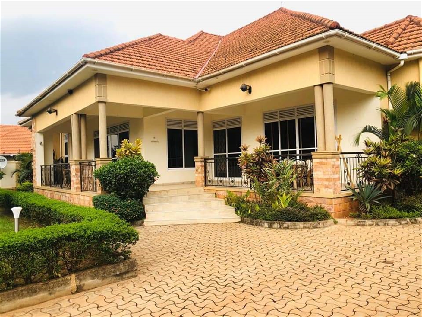 Bungalow for sale in Kiwaatule Wakiso