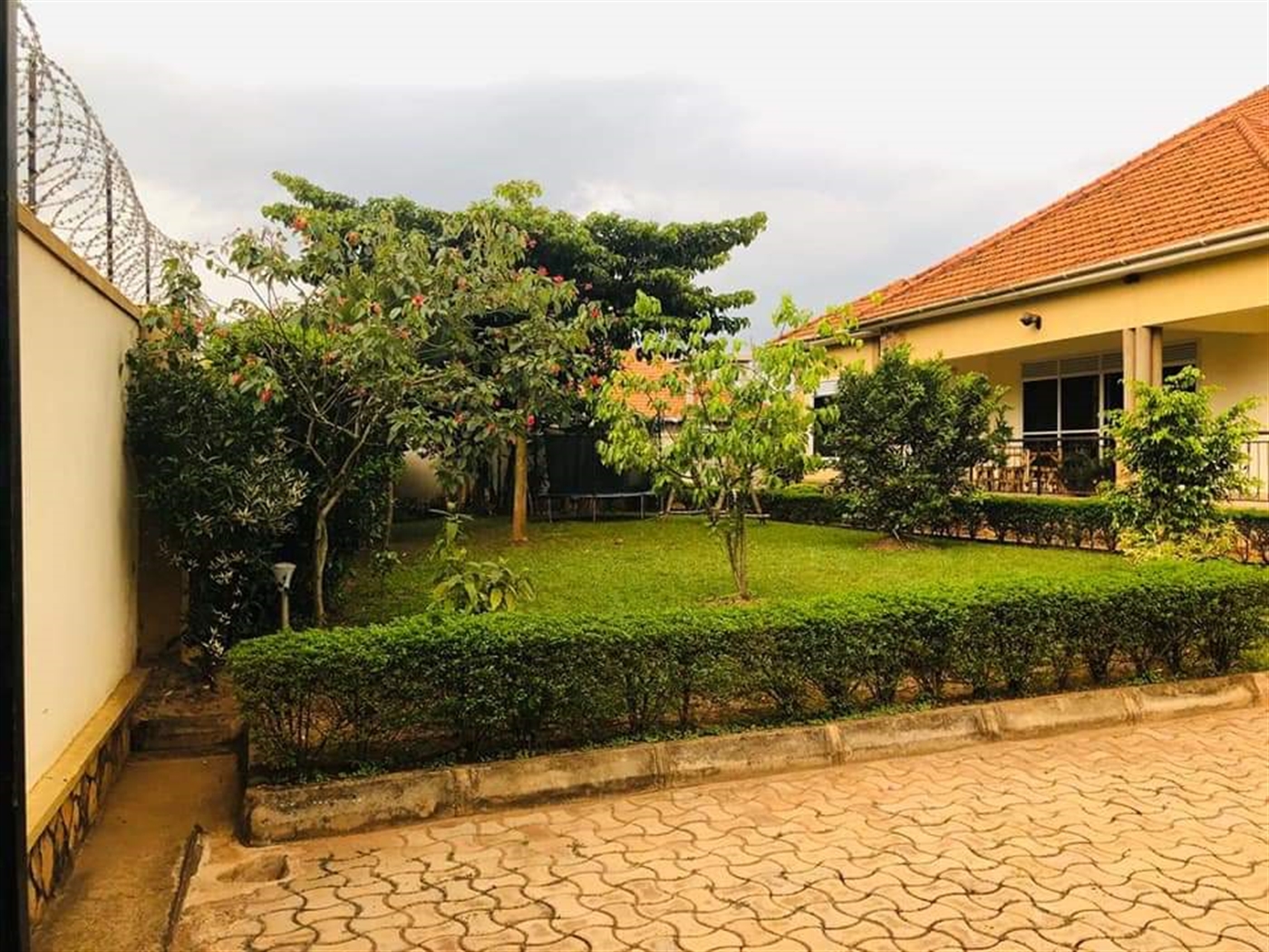 Bungalow for sale in Kiwaatule Wakiso