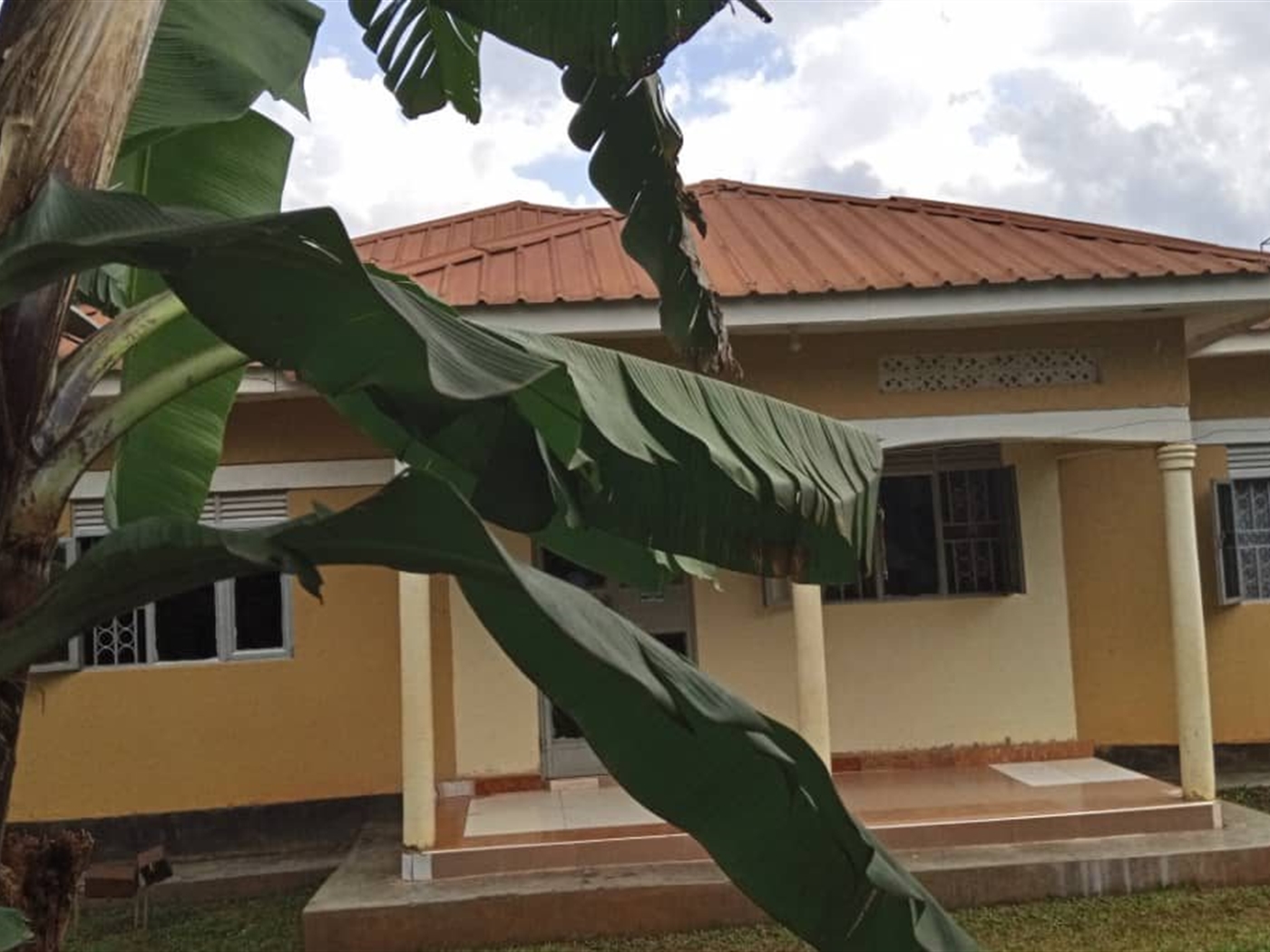 Bungalow for sale in Kirinya Jinja