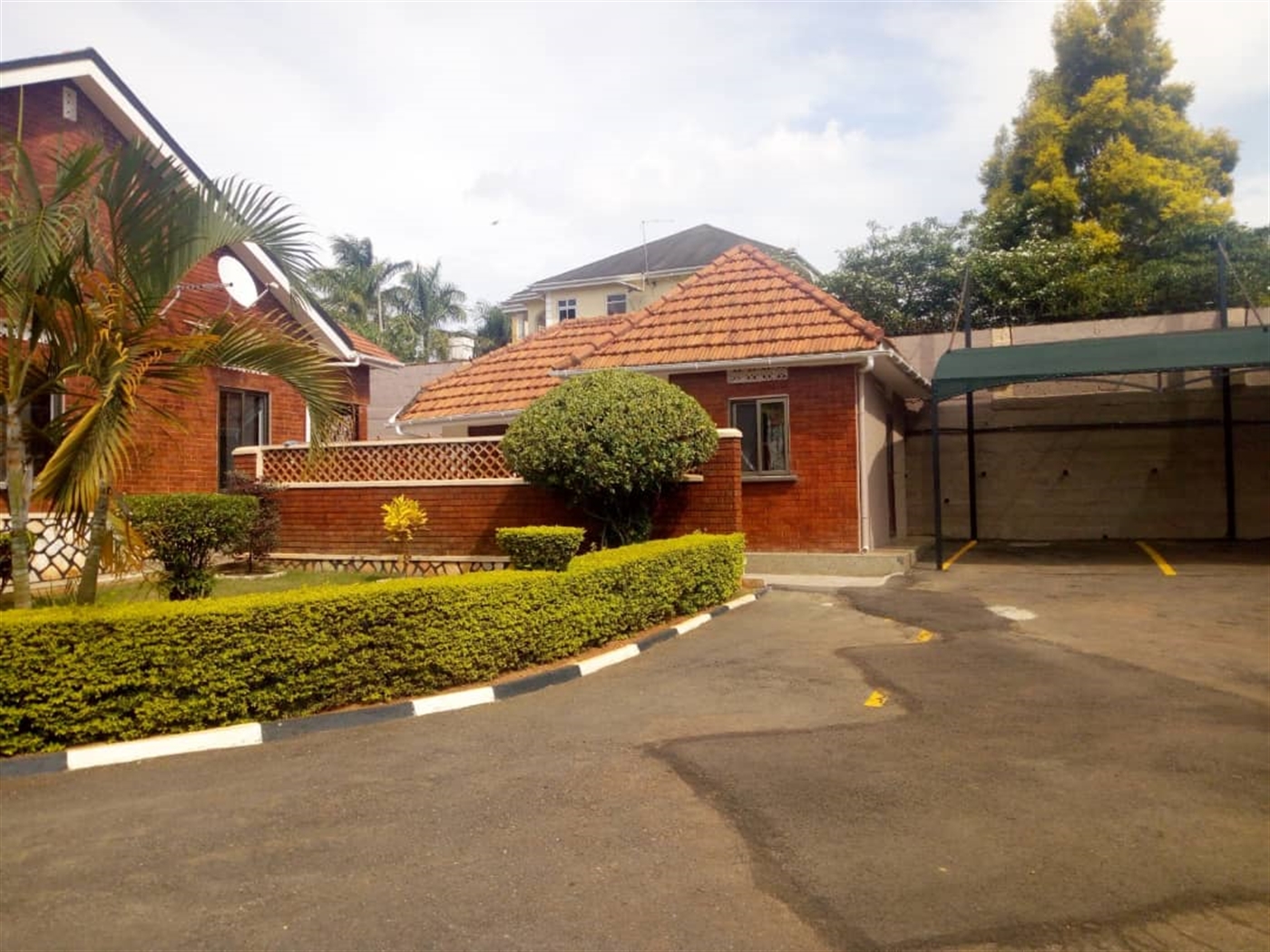 Bungalow for rent in Naguru Kampala