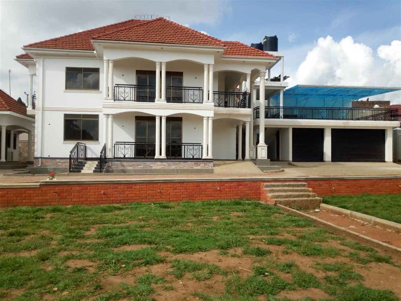 Mansion for sale in Mukonocenter Mukono