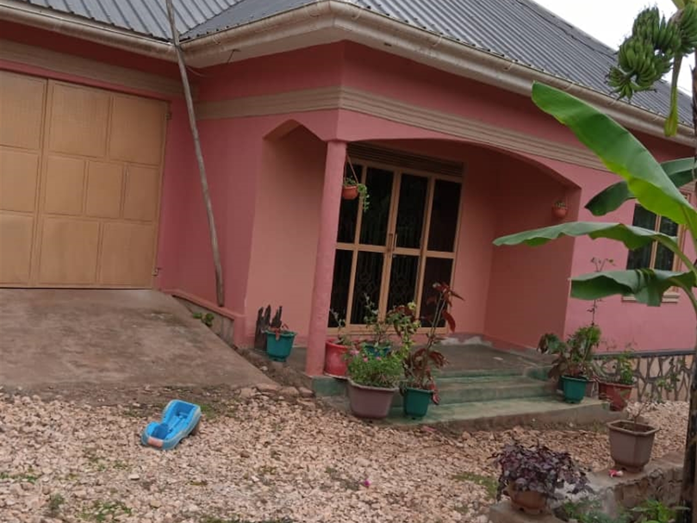 Bungalow for sale in Matugga Wakiso