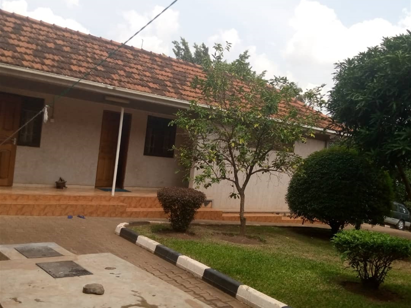 Storeyed house for rent in Naguru Kampala