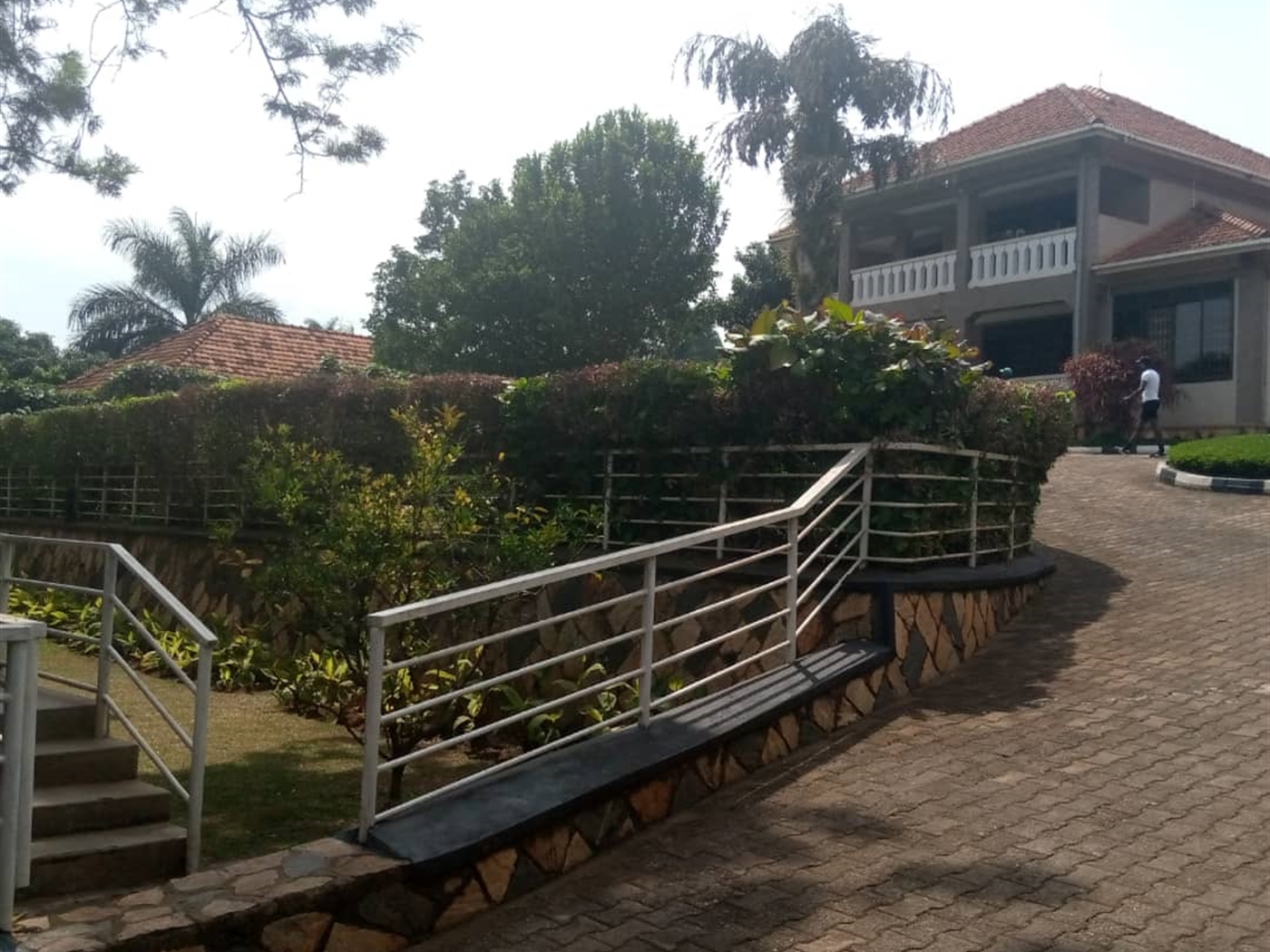 Storeyed house for rent in Naguru Kampala