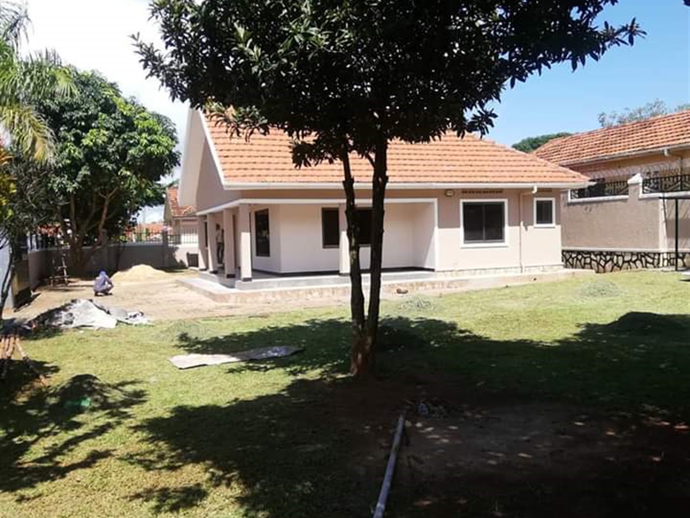 Bungalow for rent in Naguru Kampala