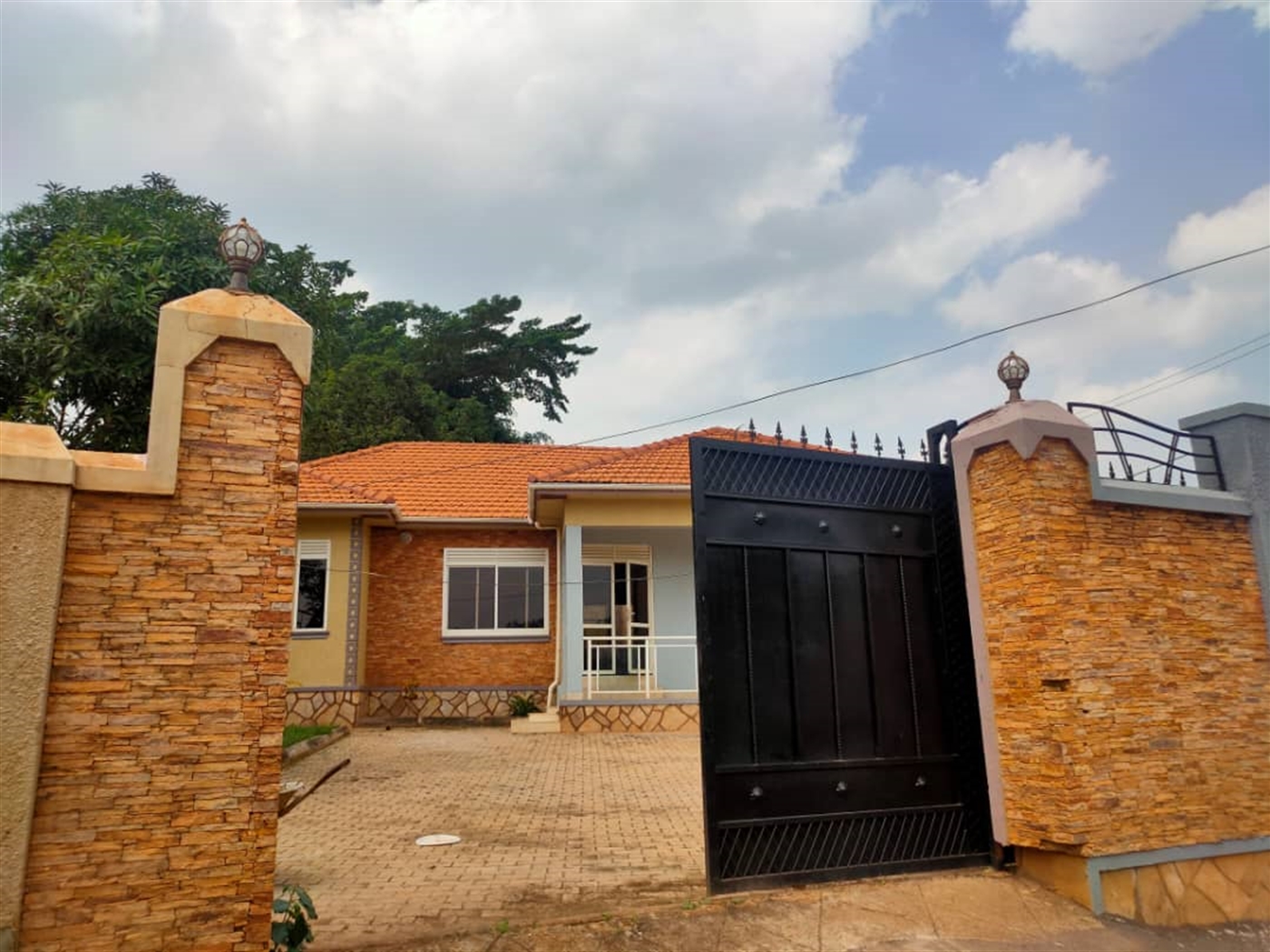 Bungalow for sale in Bweya Kampala