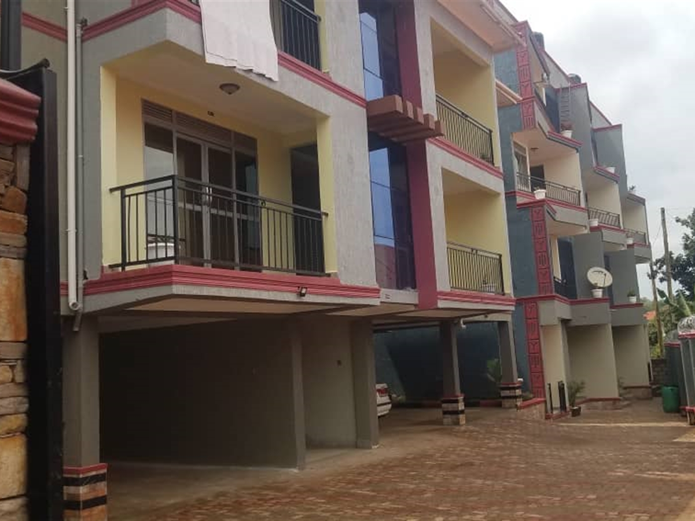 Apartment for sale in Kiwaatule Kampala