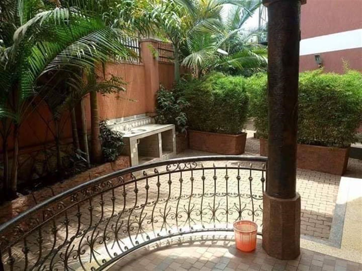 Apartment for rent in Kisaasi Kampala