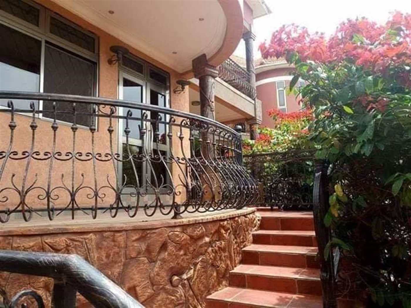 Apartment for rent in Kisaasi Kampala