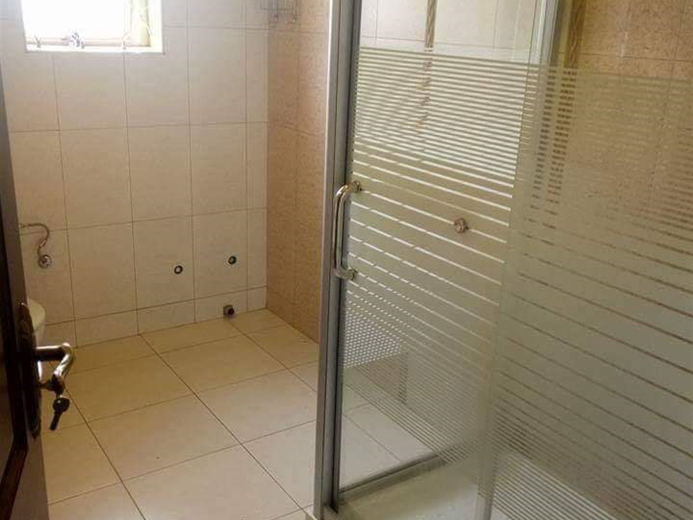 Apartment for rent in Kisaasi Kampala