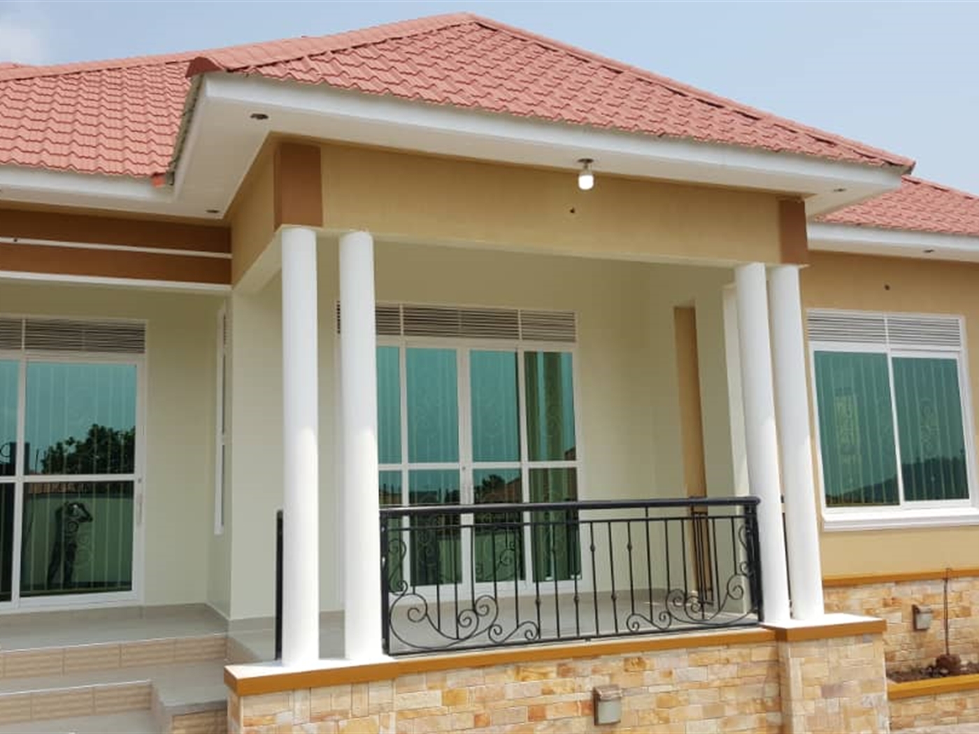 Bungalow for sale in Kitende Wakiso