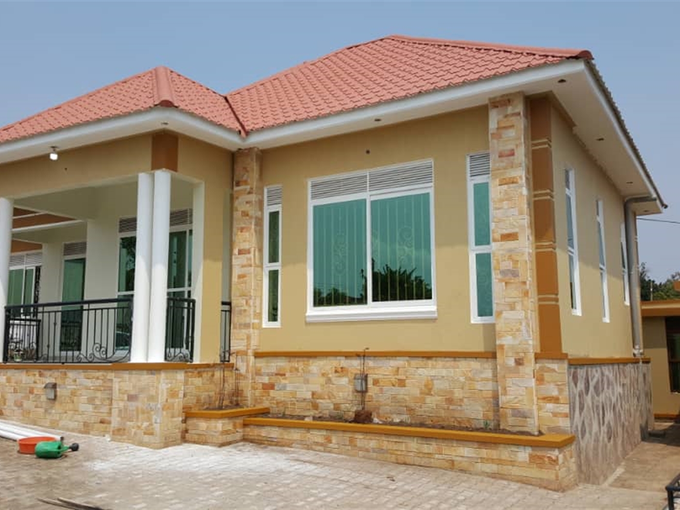 Bungalow for sale in Kitende Wakiso