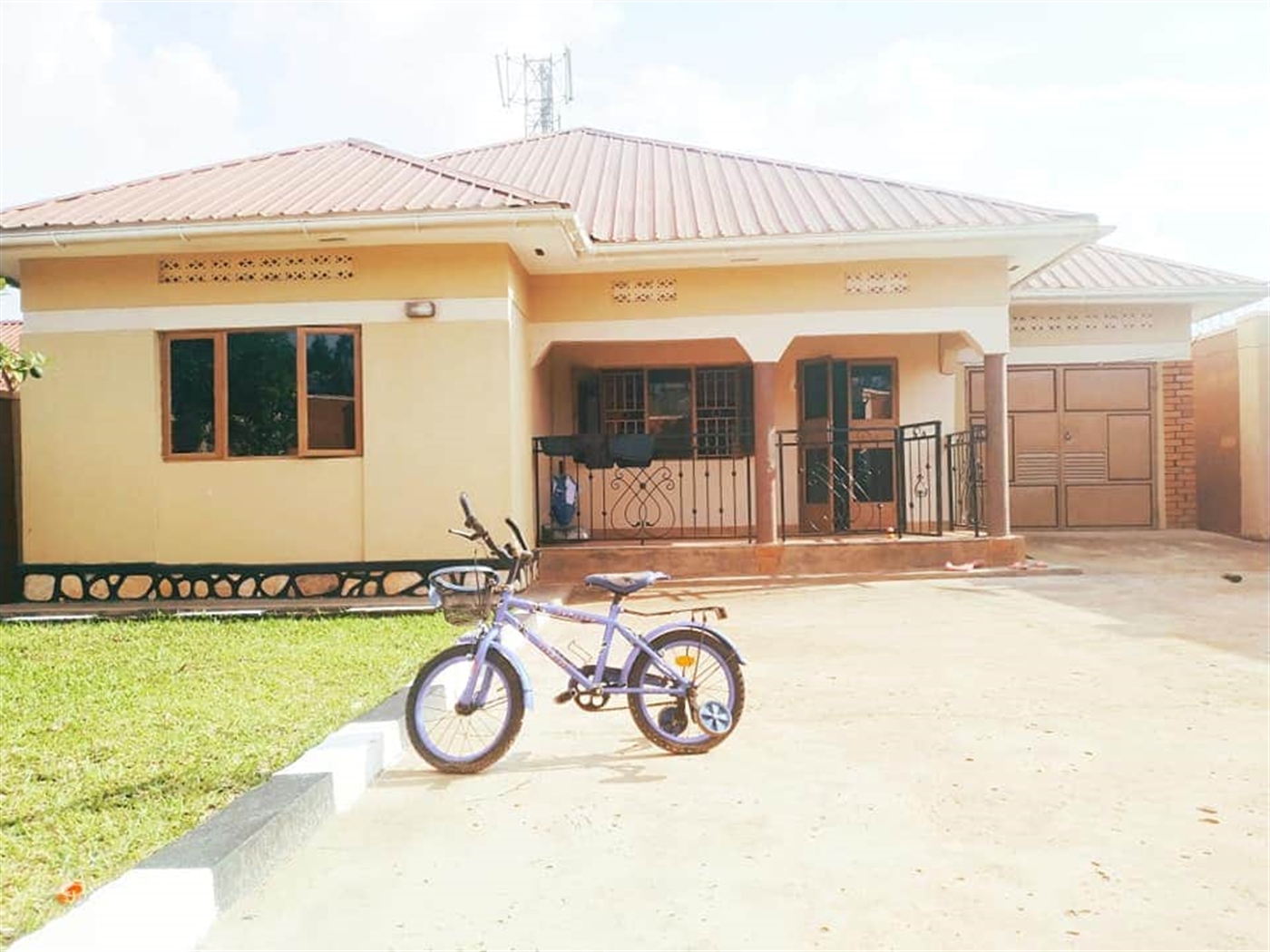 Bungalow for sale in Namugongo Wakiso