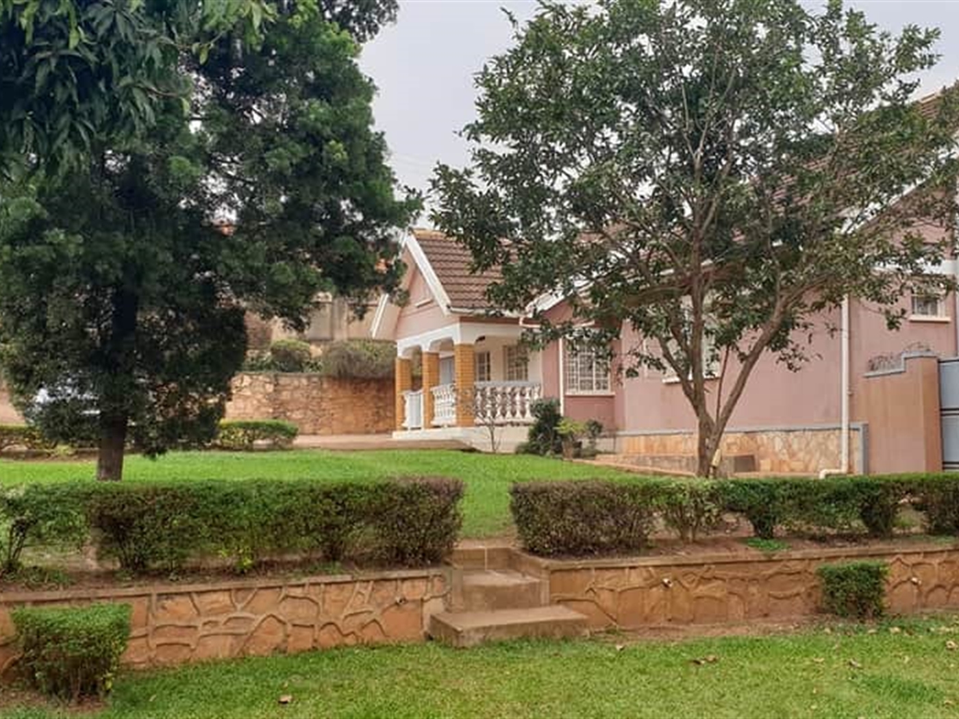 Bungalow for sale in Bukoto Kampala