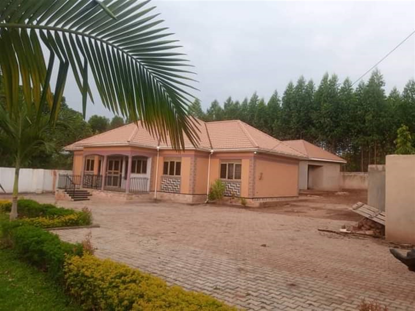 Bungalow for sale in Kyetume Mukono