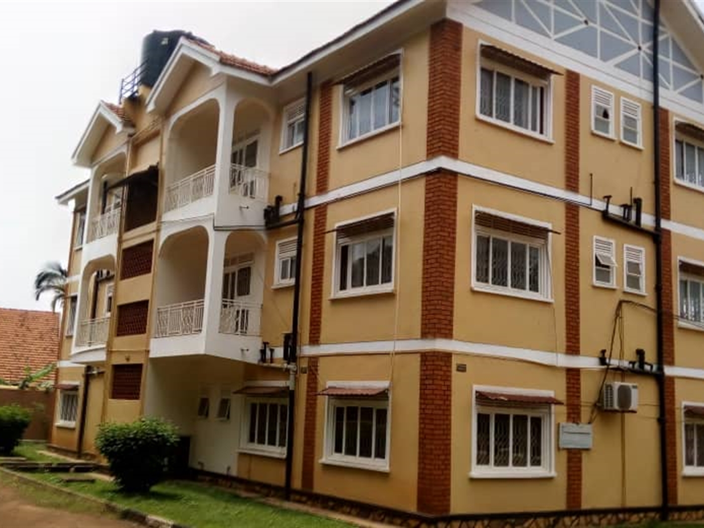 Storeyed house for rent in Naguru Kampala