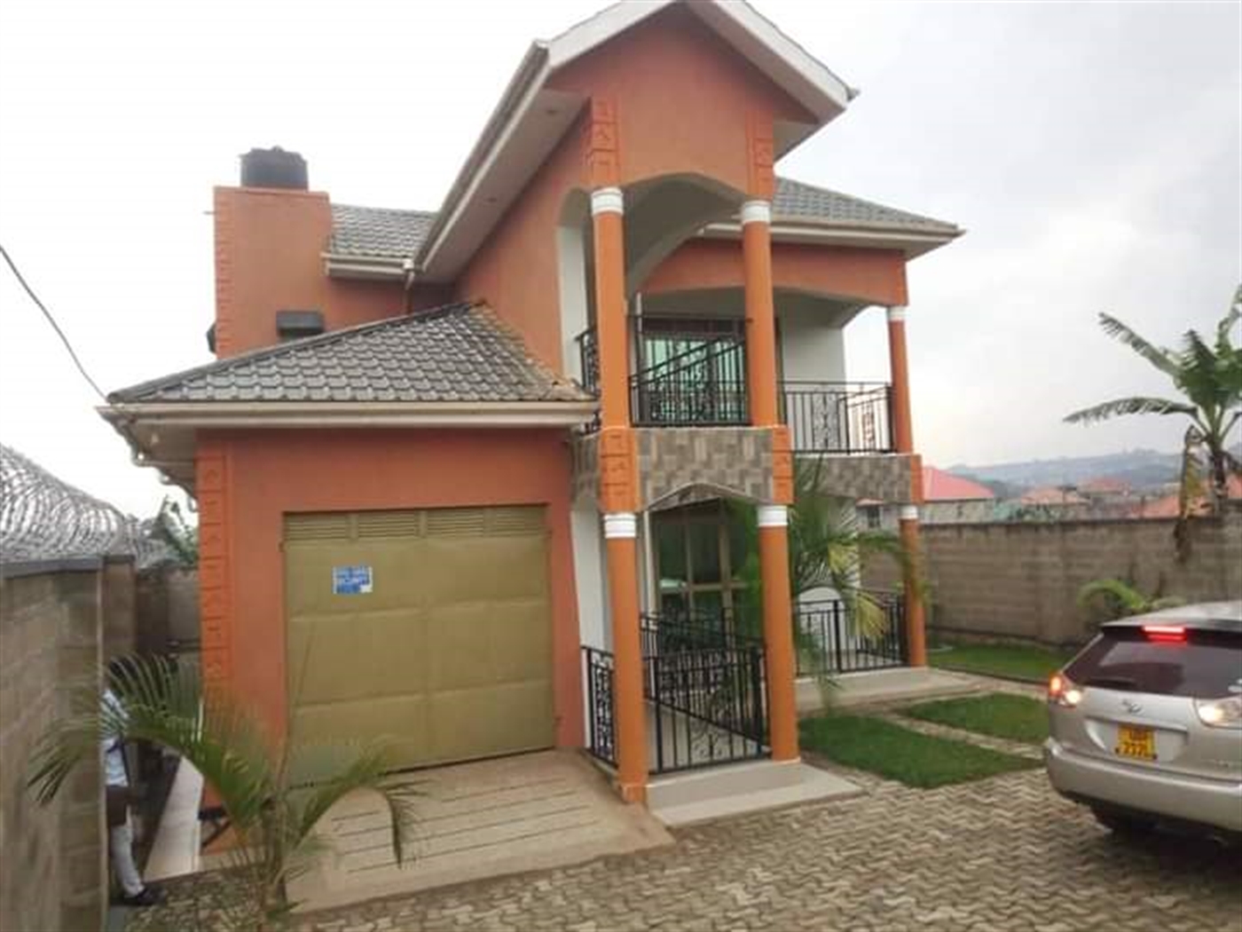 Storeyed house for sale in Seguku Wakiso