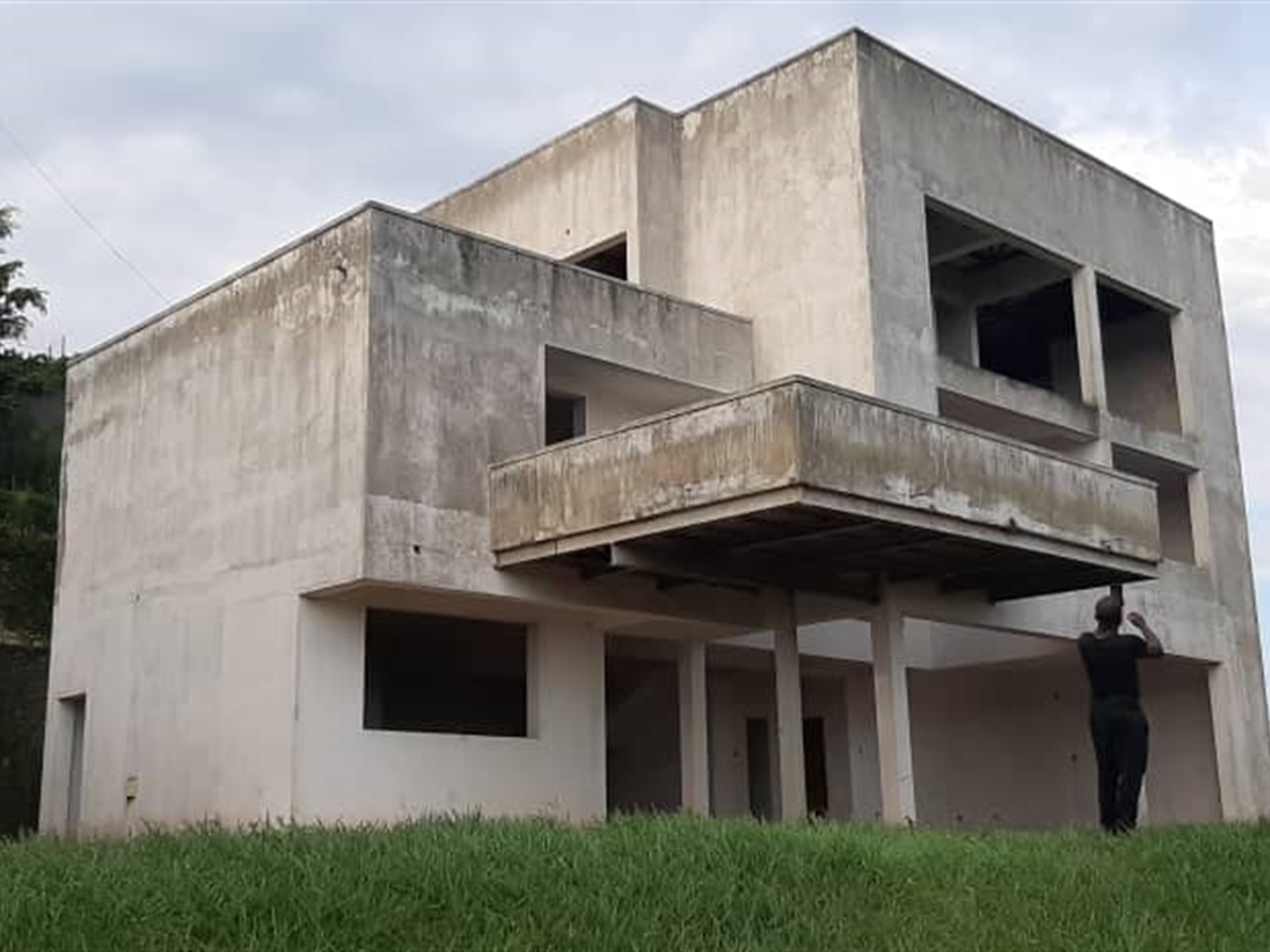 Storeyed house for sale in Kajjansi Wakiso