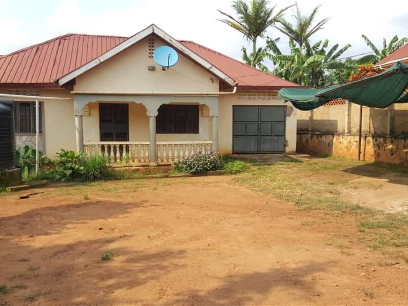 Bungalow for sale in Kitende Wakiso