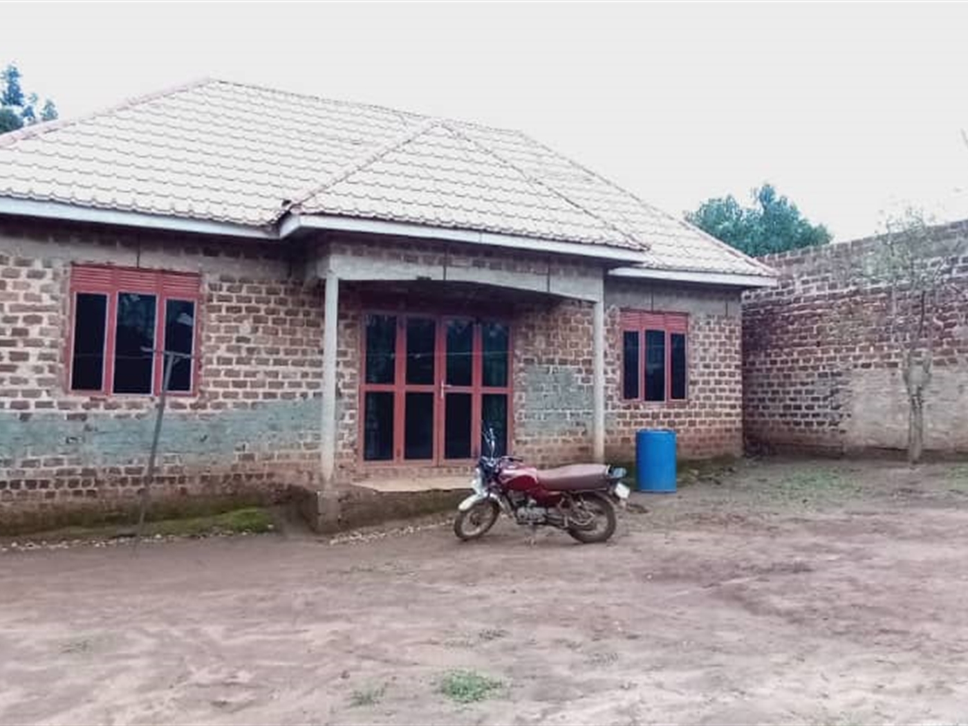 Bungalow for sale in Kimwanyi Wakiso