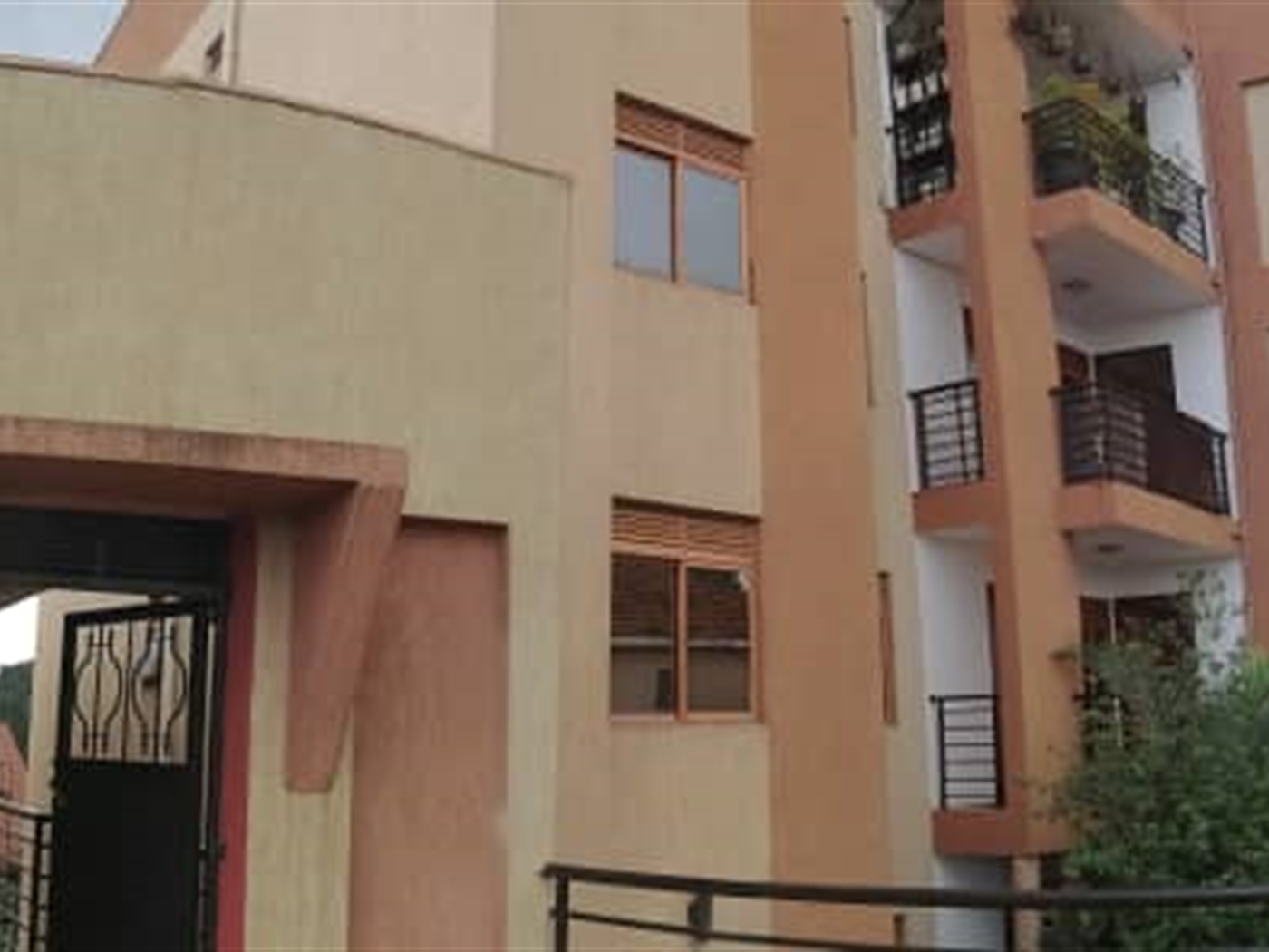 Apartment for sale in Kiwaatule Kampala