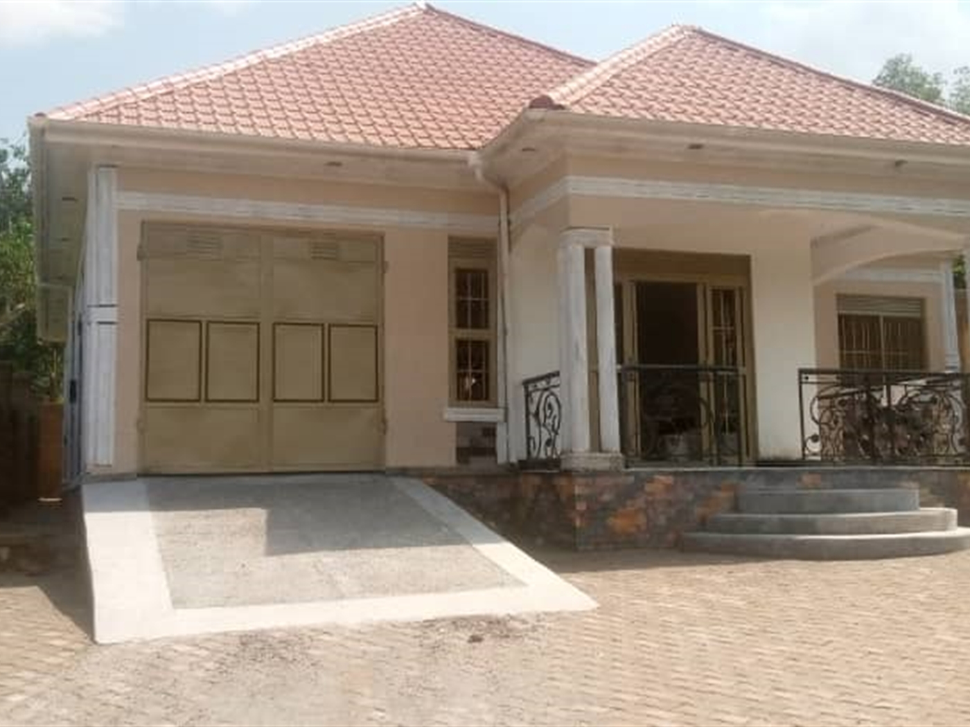 Bungalow for sale in Town Wakiso