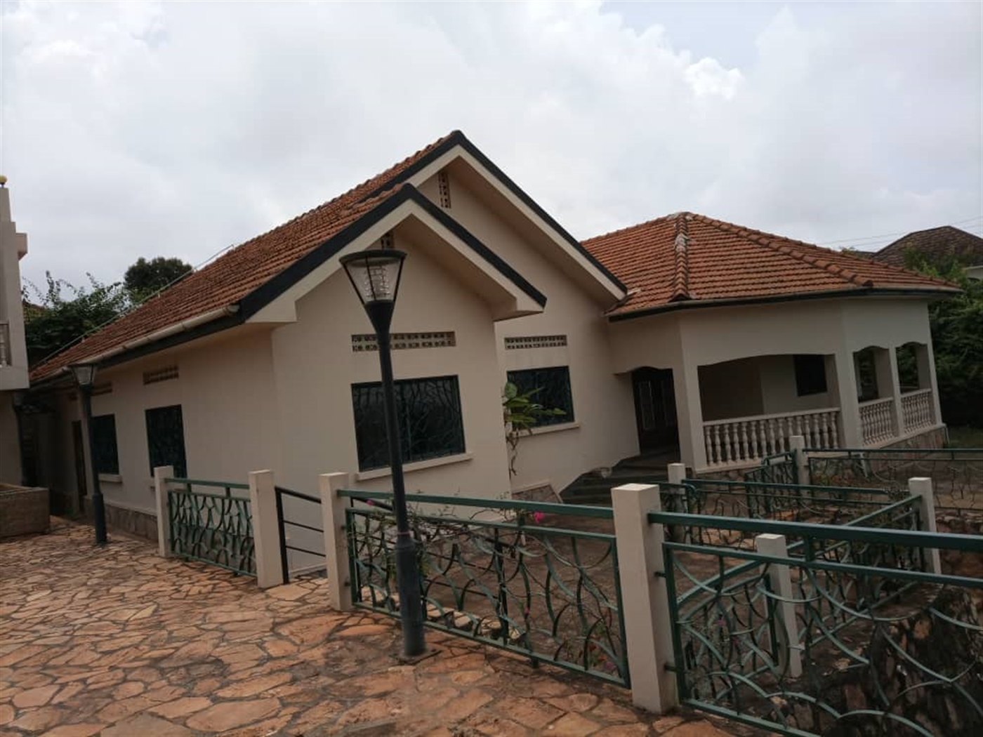 Bungalow for sale in Lubowa Wakiso